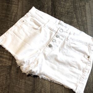 OLD NAVY BOYFRIEND BUTTON FLY WHITE CUT OFF JEAN SHORTS SIZE 8